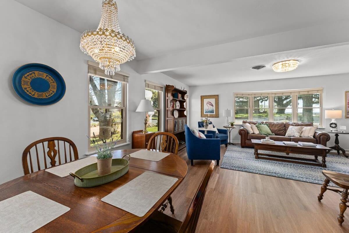Vintage Veranda - Ping Pong Table & More Fredericksburg Exterior photo